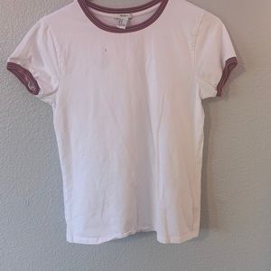 solid white t shirt